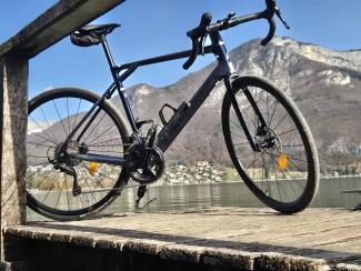 Carbon Road Bike Rental - L Size - Pulsium