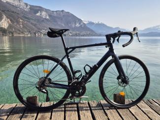 Carbon Road Bike Rental - XL Size - Pulsium