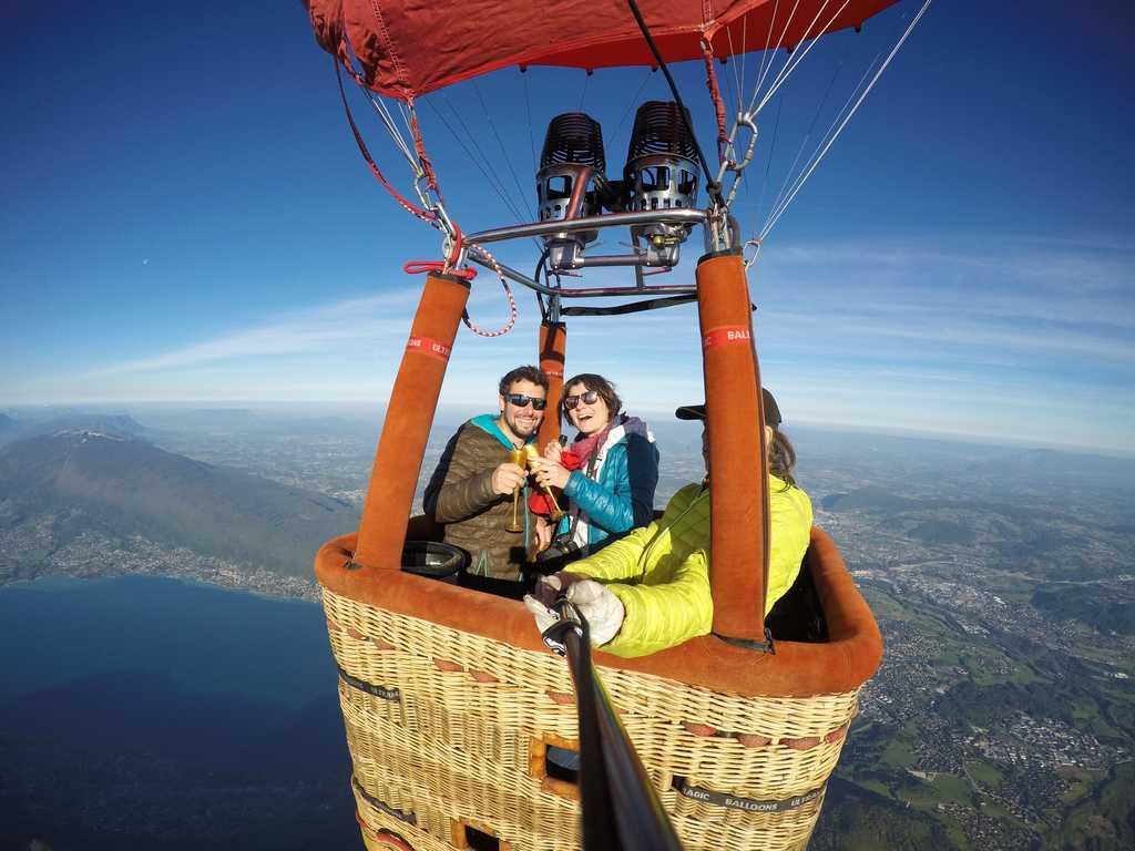 2. Hot Air Ballooning  Love Flight (45 minutes to 1h15) - ANNECY